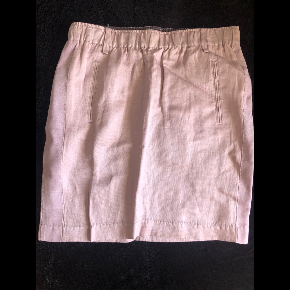 Adorable dusty pink Banana Republic skirt